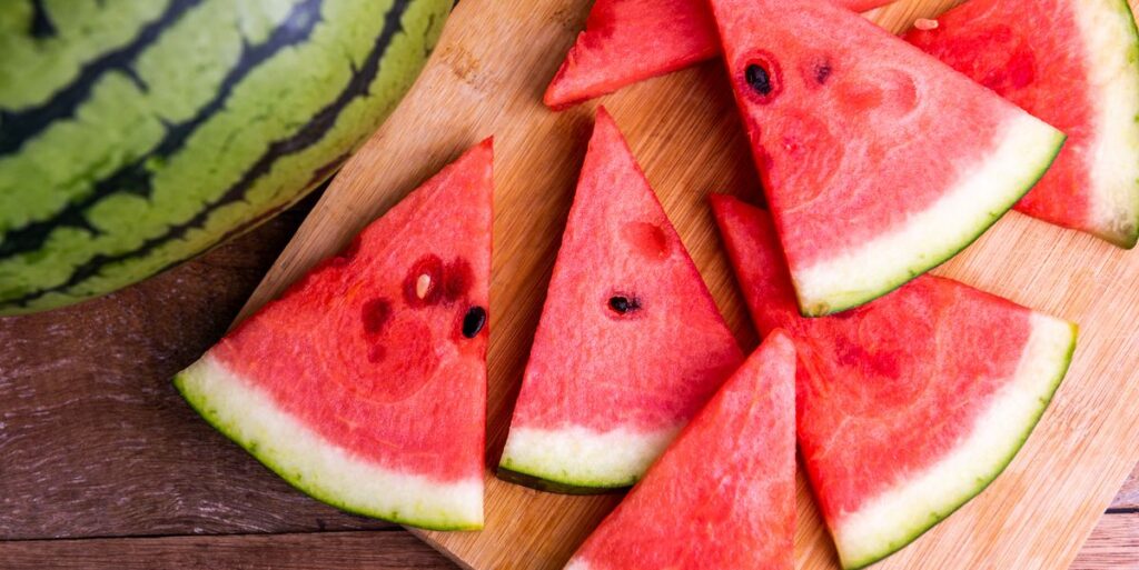 "Crisp and juicy, the vivid colours of the watermelon hide a cool summer melody. Taste the scent of sunshine and the refreshing kiss of nature's own art of hydration with every bite."
Health benefits